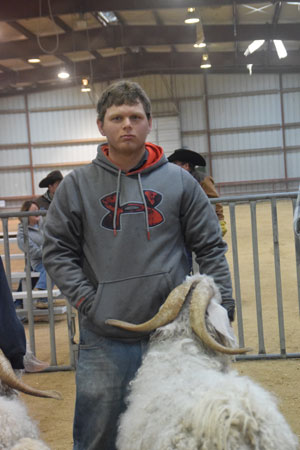 Yearling Bucks 0247A